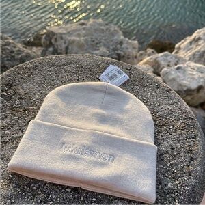 Lululemon Athletica Cream Beanie